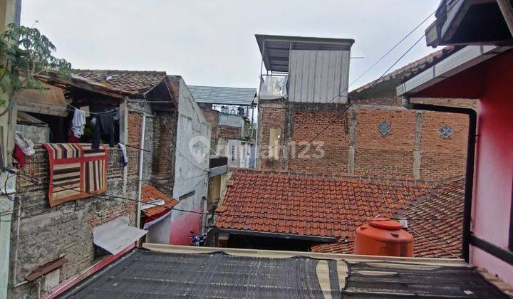 Jual Rumah 2 Lantai Renovasi Semi Furnished di Cicadas, Bandung 2