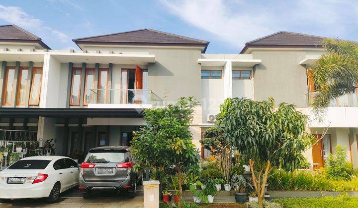 Dijual Rumah Mewah 2 Lantai Semi Furnish di Ciganitri, Bandung 1