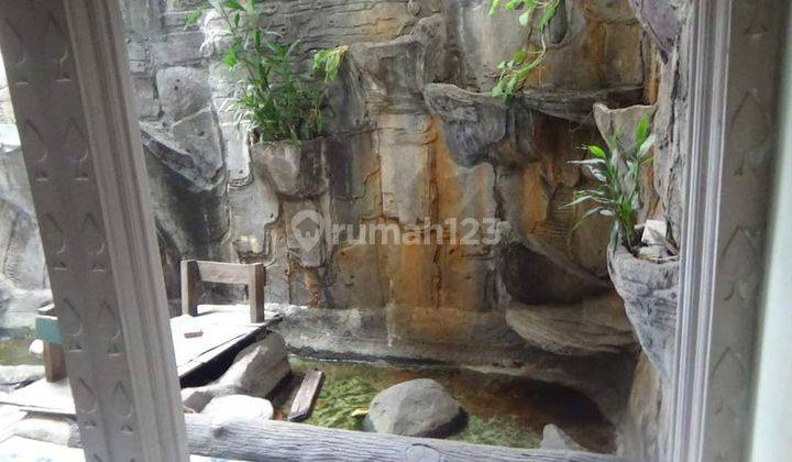 Dijual Rumah Besar Beserta Kontrakan 15 Pintu di Cimone 2