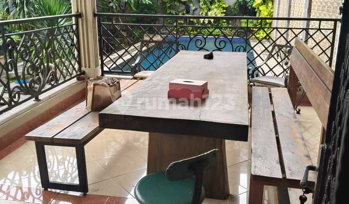 For Sale Ready-to-Occupy House Hook Taman Palem Lestari West Jakarta