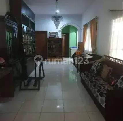 Rumah Siap Huni Prestigious Area, Menteng District Sektor 7 2