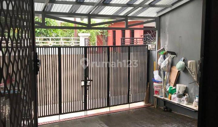 Dijual Rumah 3 Lantai di Jl Kesehatan Bintaro Lokasi Strategis 1