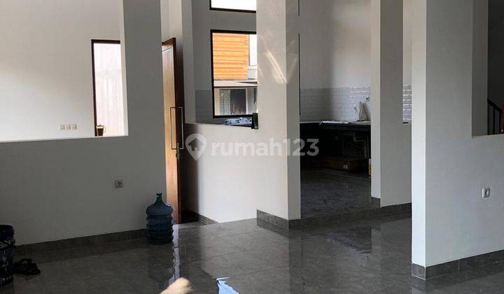 Rumah Baru Siap Huni Lokasi Startegis di Prestigia Eminent Bsd 2