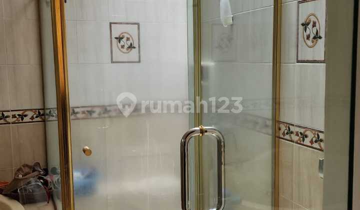 Rumah Mewah Siap Huni di Taman Beverly Golf Karawaci 2