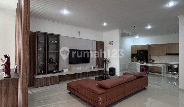 Pasadena Residence Gading Serpong 9x18, Fully Furnished, Fully Renovated