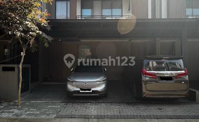 Rumah 3 Lantai Full Furnished Kazumi The Zora Bsd City