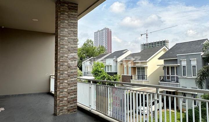 Corner Lot House, Standalone Building in The Green Bsd City. 2