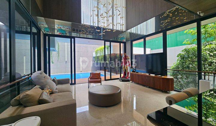 Rumah Bagus Sekali Full Furnish Private Pool Dan Private Lift 1