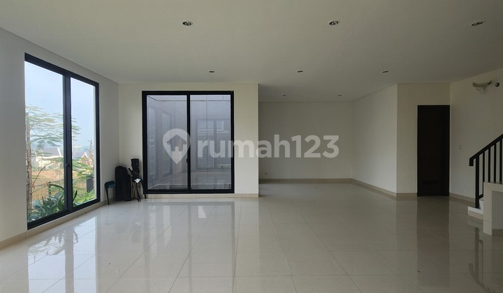 Rumah Hook, Brand New Summarecon Bogor, Cluster Pinewood 2