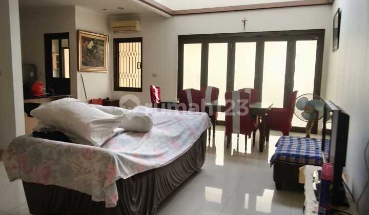 Rumah Semi Furnished Siap Huni di Cluster Scarlet The Spring Gading Serpong Rumah Semi Furnished Siap Huni di Cluster Scarlet The Spring Gading Serpong