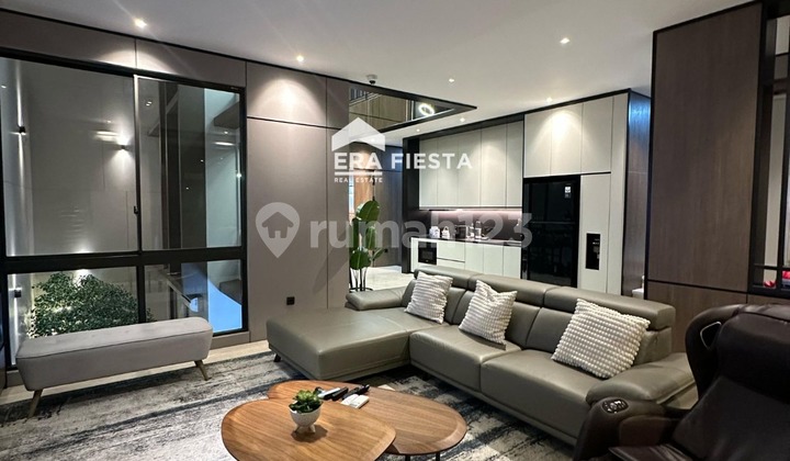 Rumah Full Furnish Bagus di Kawasan Mewah Zora Bsd City