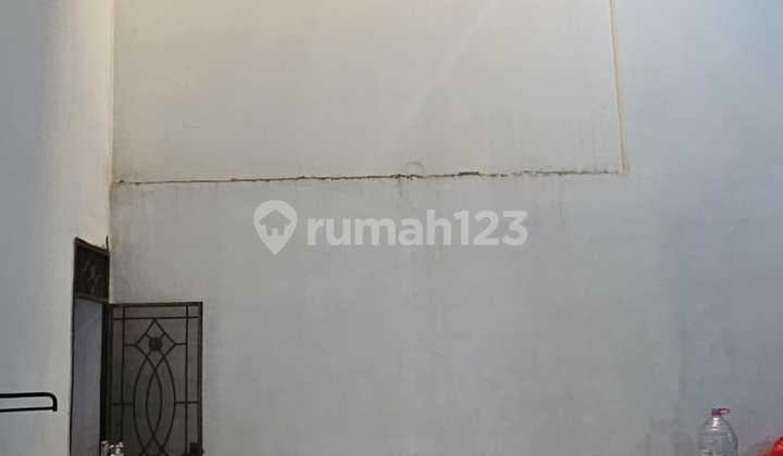 Rumah Luas di Modernland Tangerang, SHM, Type Master 2