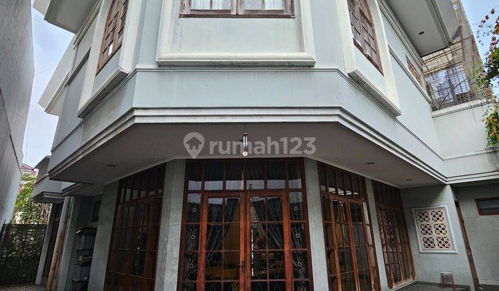 Rumah Siap Huni di Taman Kedoya Baru Jakarta Barat 2