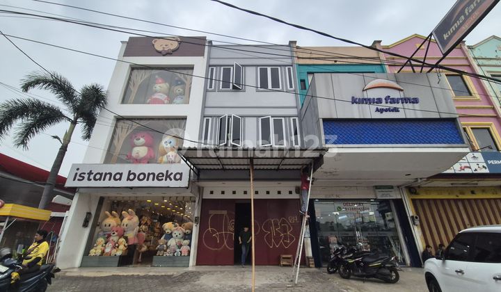 Disewa Ruko 3 Lantai Siap Pakai di Jl Raya Serpong (Samping Istana Boneka Bunderan Alsut)