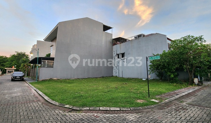 Ready-to-Build Hook Plot, Puri Media Kembangan, West Jakarta.