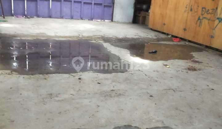 Disewakan Gudang dan Pakiran di Dekat Pasar Soreang Disewakan Gudang dan Pakiran di Dekat Pasar Soreang