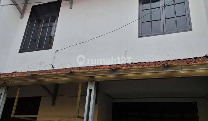 Dijual Rumah Kost 3 Lt, 8 Kamar di Sayap pungkur , Pungkur 1