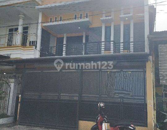 Disewakan Rumah+ruko 2 Lantai Bagus Disayap Tki 1