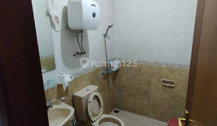 Dikontrakan Rumah Semi Furnished di Batununggal, Batununggal 2