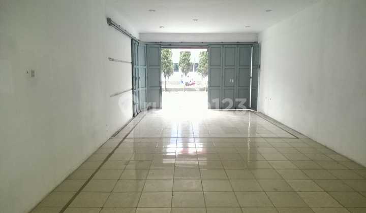 For Rent/For Sale 2-Story Shop House in Mekar Wangi 2