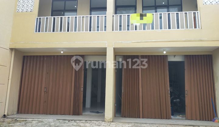 Ruko 2lt di Mainroad Katapang Sudah Renovasi Ruko 2lt di Mainroad Katapang Sudah Renovasi