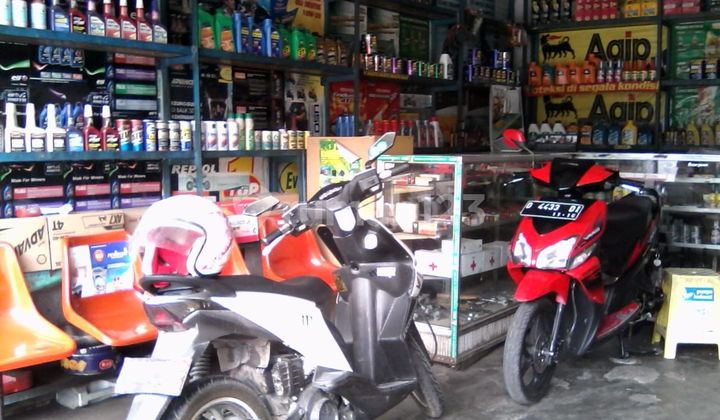 Ruko plus rumah di Mainroad Cicadas