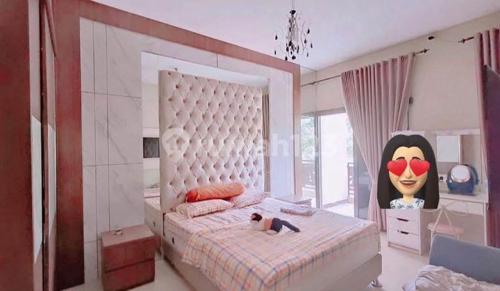 Dijual Cepat Rumahsiap Huni 3 Lantai Ada Kolam Renang di Soreang