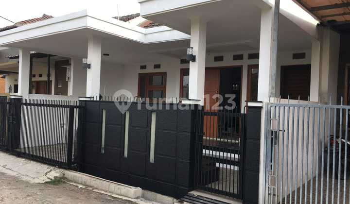 Dijual Rumah Ditaman Cibaduyut Siap Huni Dijual Rumah Ditaman Cibaduyut Siap Huni