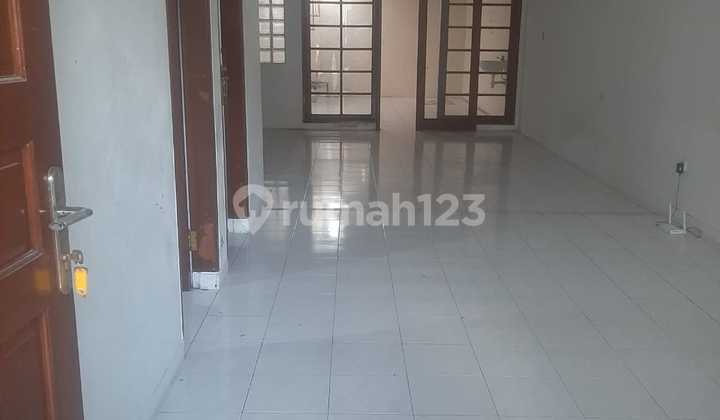 Disewakan Rumahsiap Huni Kembar Mas Regol 1