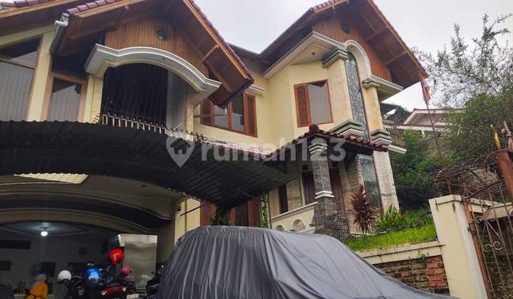Dijual Rumah Mewah Bawah NJOP di Tubagus Ismail