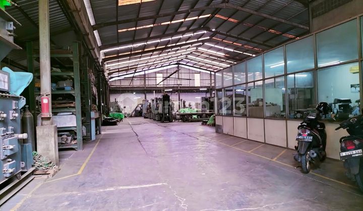 Dijual Gudang/pabrik Lt 3.020 Meter Di Kurawaringin 1