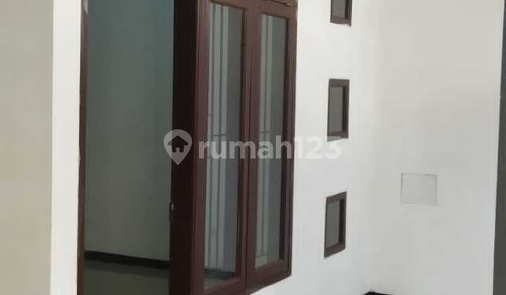 Disewakan Rumah Minimalis Baru Renovasi di Taman Cibaduyut Indah 2