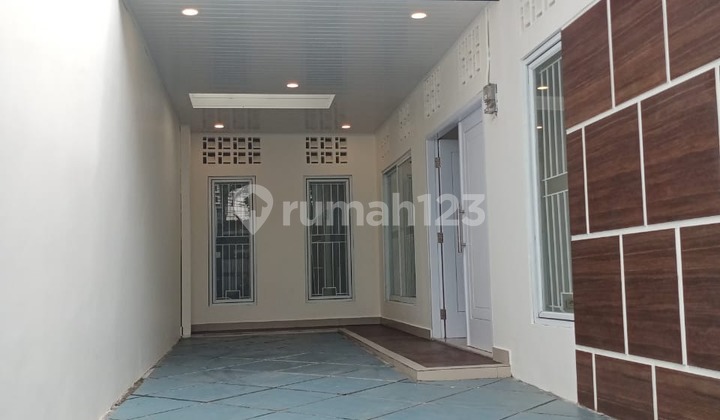 Rumah Siap Huni Depok Tanah 129 SHM Strategis Pusat Kota 2