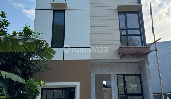 Rumah 2 Lt Unik Modern Harga Terbaik Mustikajaya Bekasi Timur 2