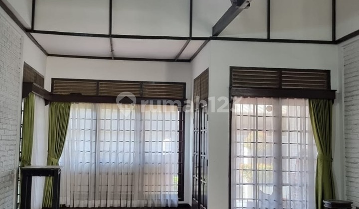 For Sale Fast! Hoek Buah Batu House Below NJOP! 2