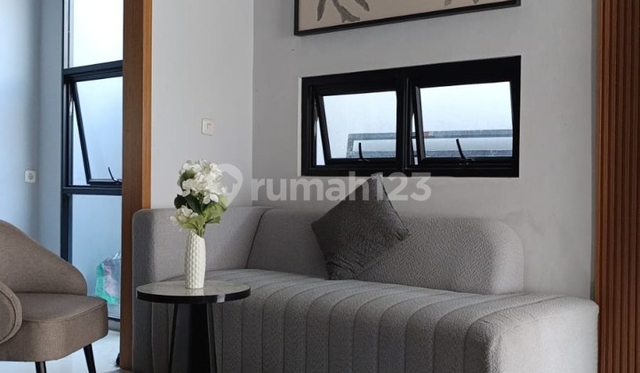 Rumah Siap Huni 3 Lantai 10 mnt MRT Fatmawati Jaksel 2