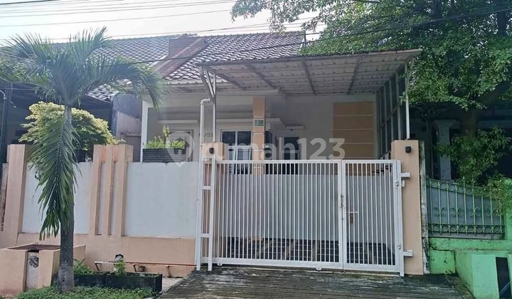 Below Market Price Beautiful House in Bogor City Area 121 SHM