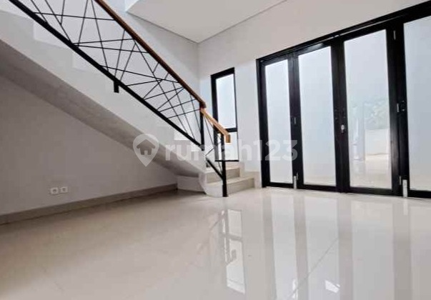 Private 3-Bedroom House in Mustikajya Cluster, Bekasi City, eligible for KPR. 2