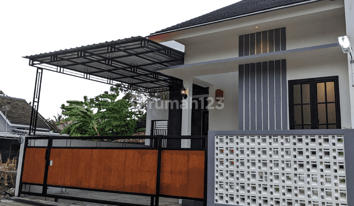 Akses Lebar Mobil Lancar Jual Rumah Condongcarur Dekat Pemda Diy 1