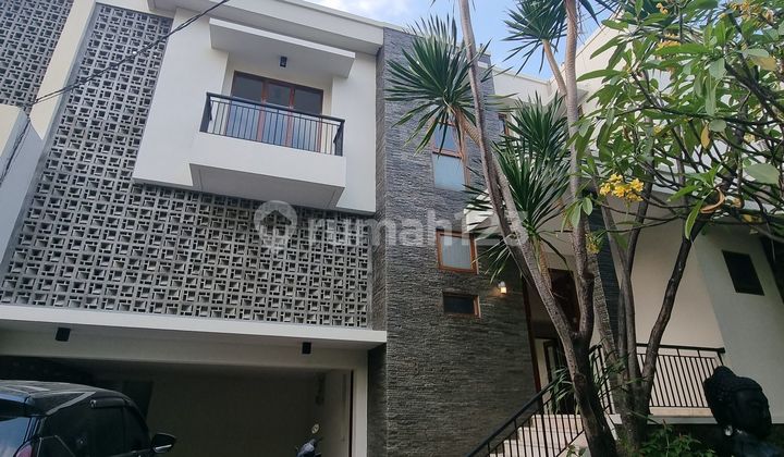 Negotiable Compound House 4 Bedrooms Negotiable Compound House 4 Bedrooms