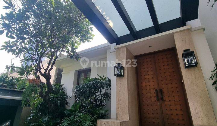 Rumah di area menteng di sewakan furnished 1