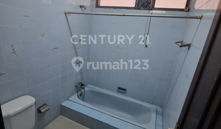 Bisa Jadi Kantor Atau Hunian Di Area Kemang 2