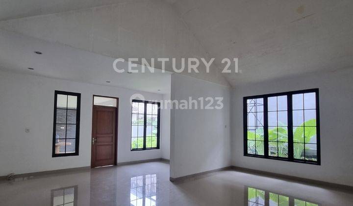 Rempoa Luas  Tanah 400 Meters Unfurnished Disewain 1