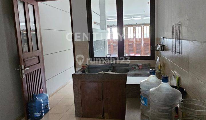 Rumah Di Cilandak Dekat Dengan Citos 2lantai 2