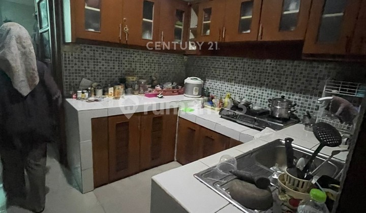 Dijual Rumah 2 Lantai Di Gandaria Jakarta Selatan 6 KT  2