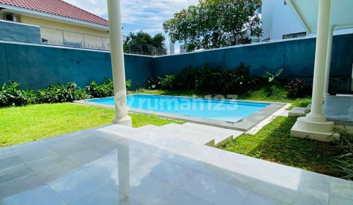 Rumah Siap Huni Area Dekat Kemang Semi Furnished