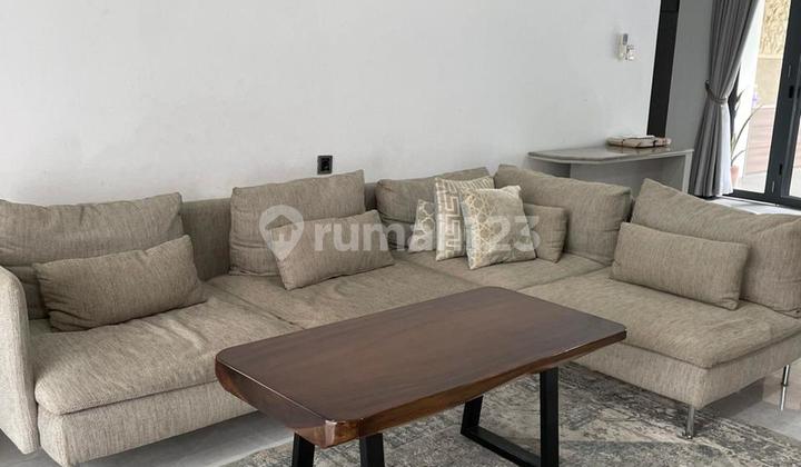 Jual Rumah Baru Minimalis Modern Setiabudi Regency Bandung.. dengan Kolam Renang Jual Rumah Baru Minimalis Modern Setiabudi Regency Bandung.. dengan Kolam Renang