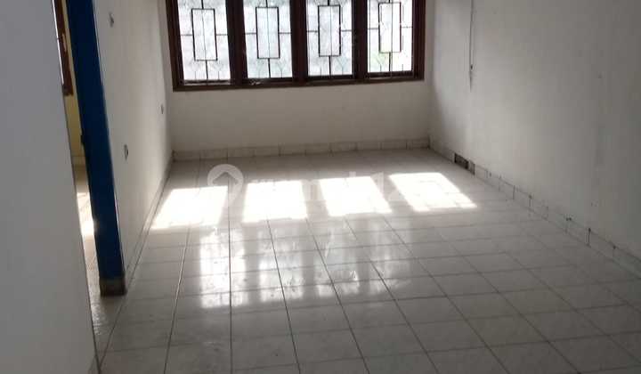 Ready-to-Use Kolmas Shop House for Rent.. Suitable for Office, Business