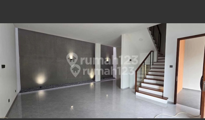 Jual Rumah Baru Modern Minimalis di Cluster Terbaru Setraduta Bandung 2