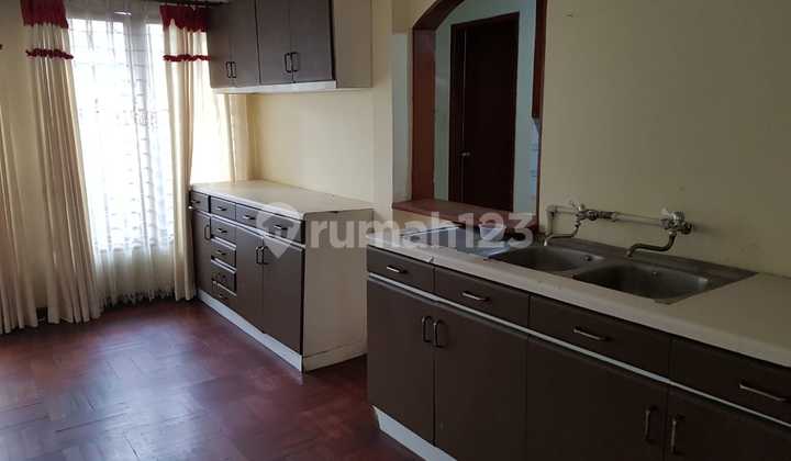 Sewa Rumah Besar Sarijadi Bandung 2